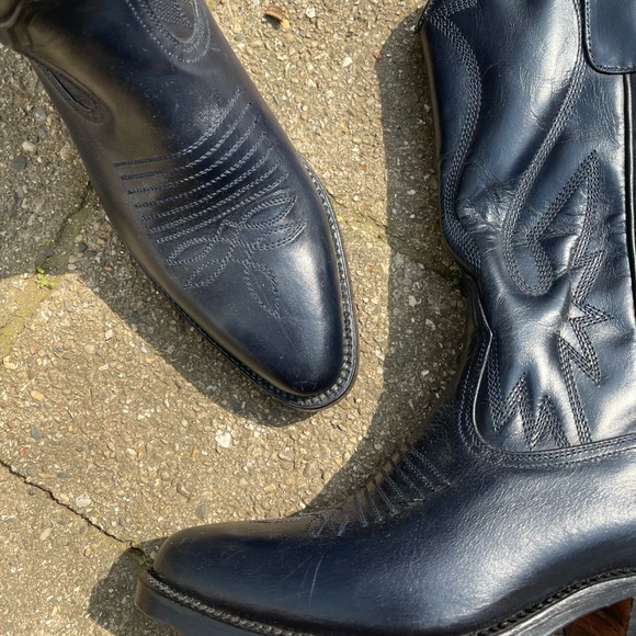 Dark cowboy boots - Picture 3 of 4